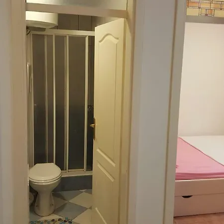 Apartman Na Obali דירה פודגוריצה