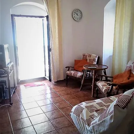 Lägenhet Apartman Na Obali